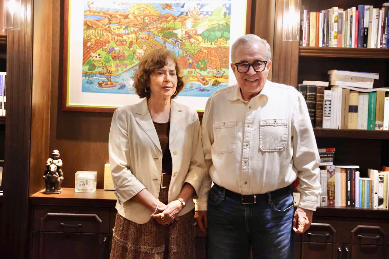 Sinaloa fortalecerá su educación superior con carreras de vanguardia y colaboración institucional.