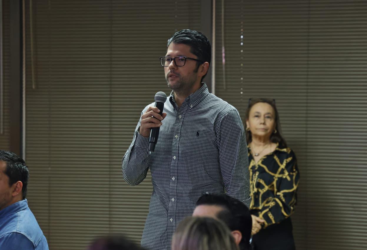 Avanza con éxito el programa de Licencias Permanentes: Rocha Moya.