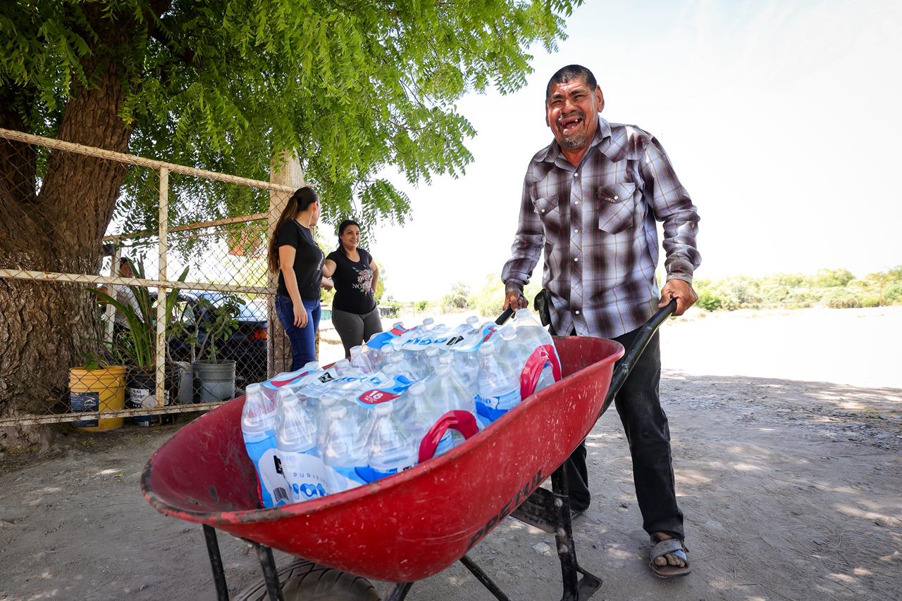 Cuarto día de entrega de agua AQUATÓN 2026 en el municipio de Salvador Alvarado
