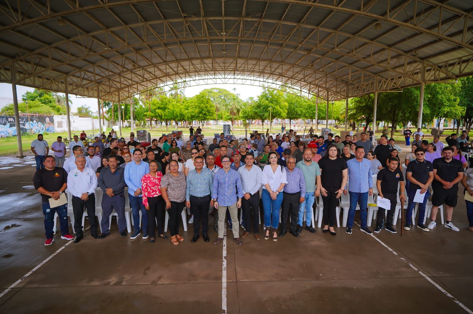 Equipa Sinaloa llega a Navolato con 237 equipos para fortalecer pequeños negocios y oficios